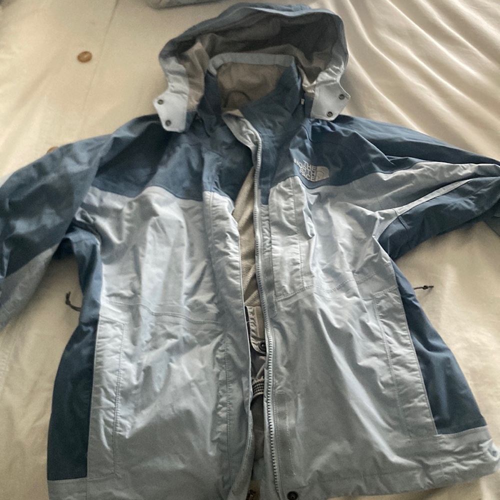 Women’s winter North Face jacket EUC